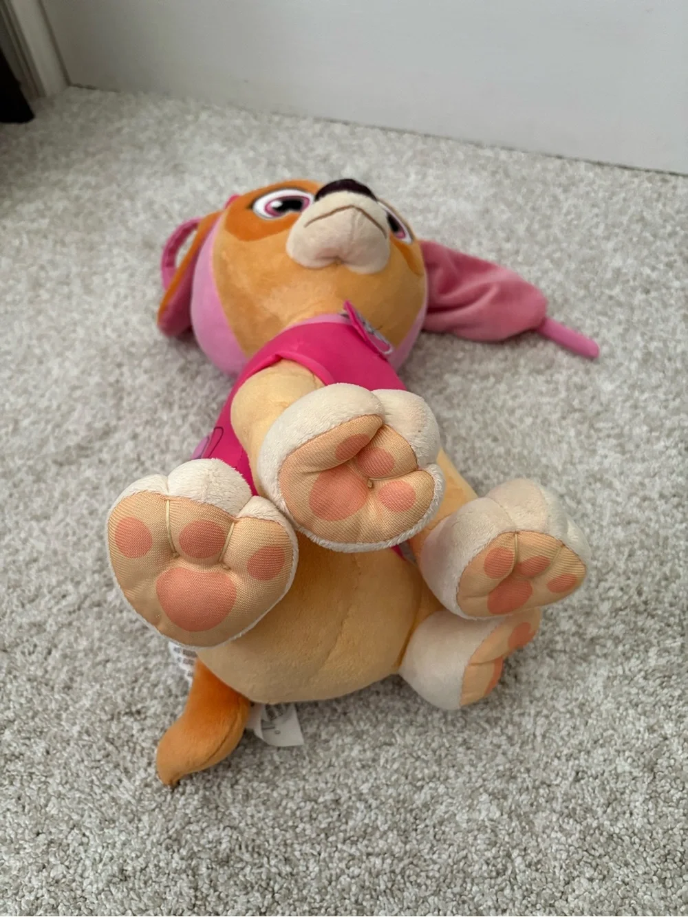 Nickelodeon Paw Patrol Skye Sitting Plush Girl Puppy Dog 15” stuffed toy